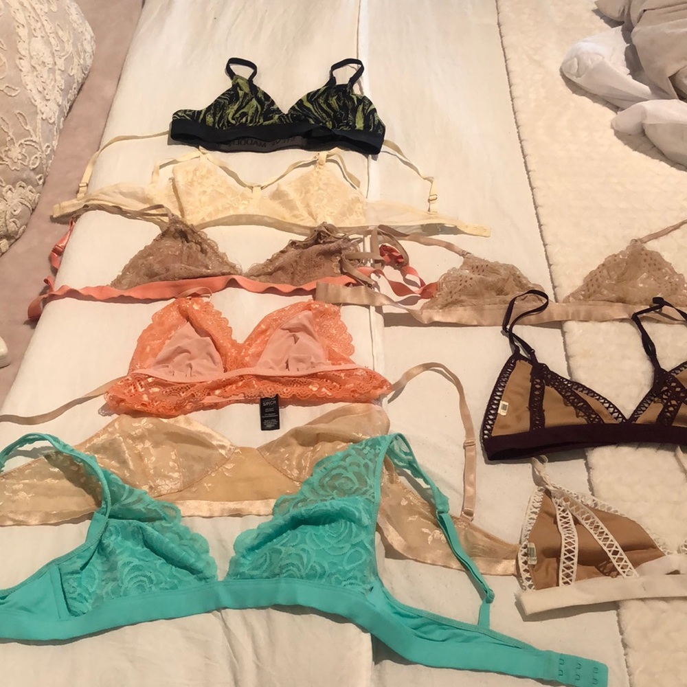 Lot of 9 beautiful bralettes